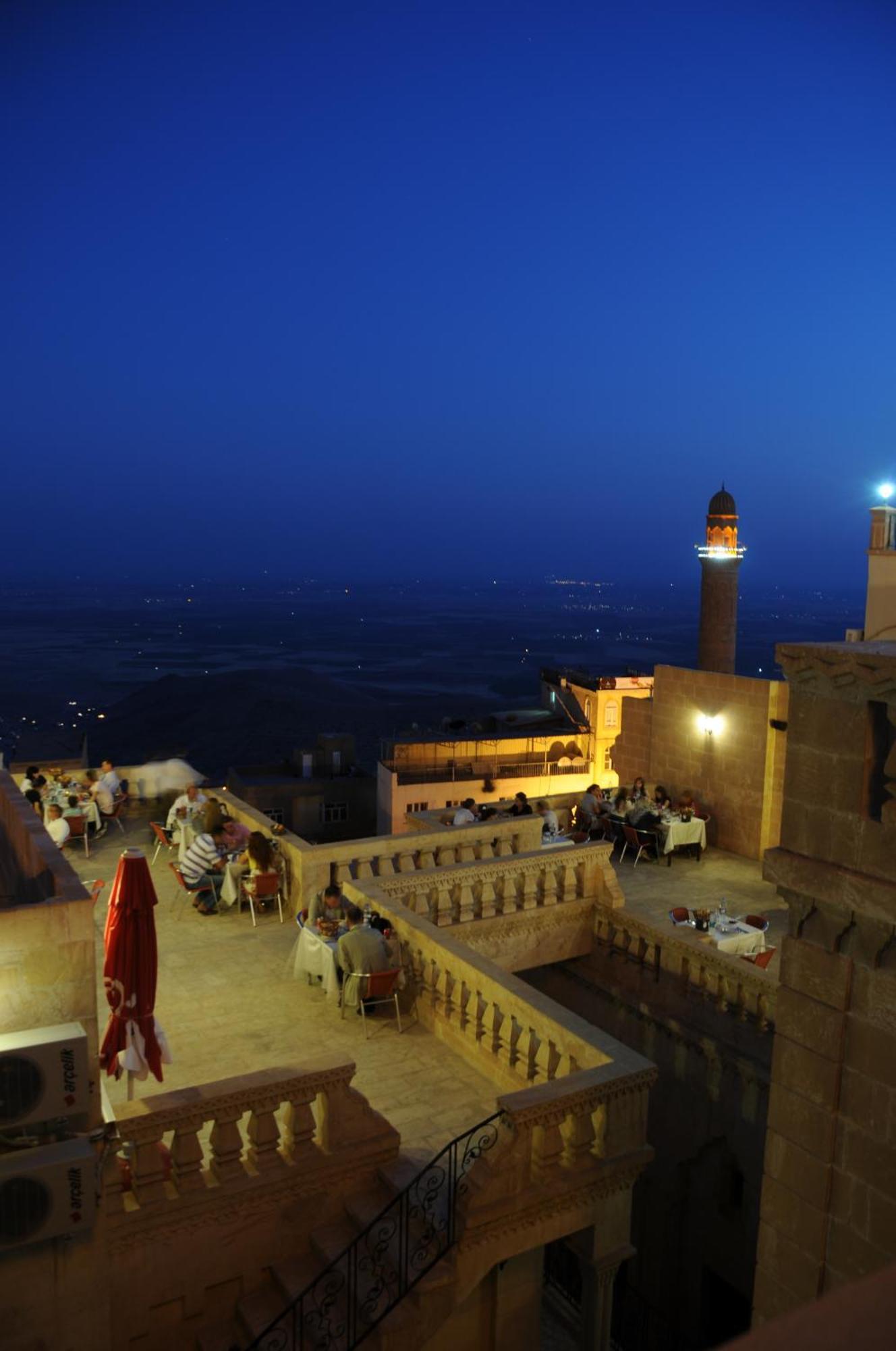 Zinciriye Hotel Mardin Exterior photo